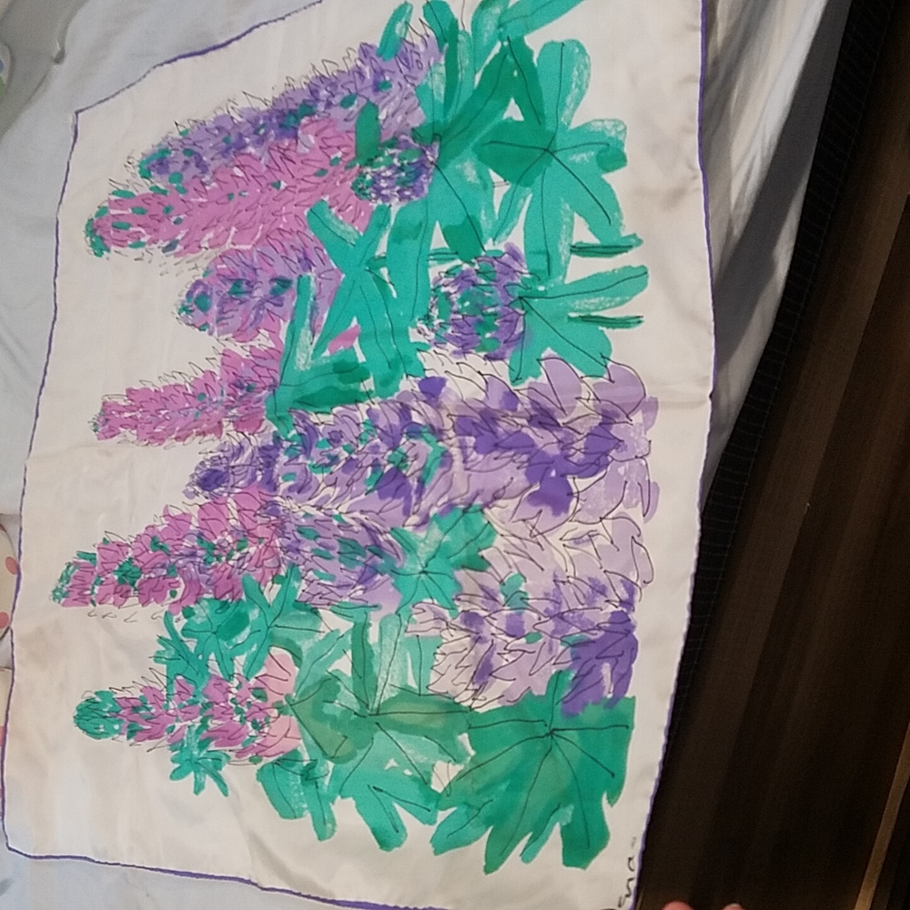 Vintage VERA Neumann silk scarf